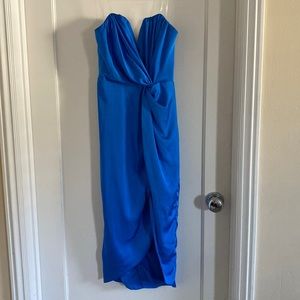Blue strapless dress from